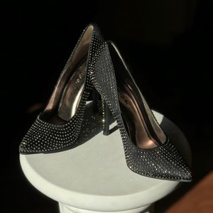 MARIPE 8.5 studded pointy toe stilettos